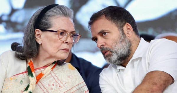 αñ¡αñ╛αñ£αñ¬αñ╛ αñòαñ╛ αñåαñ░αÑïαñ¬, αñ¡αñ╛αñ░αññαÑÇαñ» αñ¿αñ╛αñùαñ░αñ┐αñòαññαñ╛ αñ╕αÑç αñ¬αñ╣αñ▓αÑç αñ╣αÑÇ αñ╕αÑïαñ¿αñ┐αñ»αñ╛ αñùαñ╛αñéαñºαÑÇ αñ¼αñ¿αÑÇαñé αñ╡αÑïαñƒαñ░, αñ░αñ╛αñ»αñ¼αñ░αÑçαñ▓αÑÇ αñ«αÑçαñé αñÅαñò αñ¬αññαÑç αñ¬αñ░ 47 αñ«αññαñªαñ╛αññαñ╛ αñ«αÑîαñ£αÑéαñª