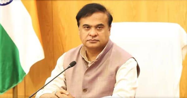 αñàαñ╕αñ« αñ«αÑçαñé 18 αñ╕αñ╛αñ▓ αñ╕αÑç αñ£αÑìαñ»αñ╛αñªαñ╛ αñëαñ«αÑìαñ░ αñòαÑç αñ▓αÑïαñùαÑïαñé αñòαñ╛ αñ¿αñ╣αÑÇαñé αñ¼αñ¿αÑçαñùαñ╛ αñ¿αñ»αñ╛ αñåαñºαñ╛αñ░ αñòαñ╛αñ░αÑìαñí, αñ╕αÑÇαñÅαñ« αñ╣αñ┐αñ«αñéαññ αñ¼αÑïαñ▓αÑç- αñàαñ¼ αñàαñ╡αÑêαñº αñ╡αñ┐αñªαÑçαñ╢αÑÇ αñåαñºαñ╛αñ░ αñ¼αñ¿αñ╡αñ╛αñòαñ░ αñ¡αñ╛αñ░αññαÑÇαñ» αñ¿αñ╣αÑÇαñé αñ¼αñ¿ αñ╕αñòαÑçαñéαñùαÑç