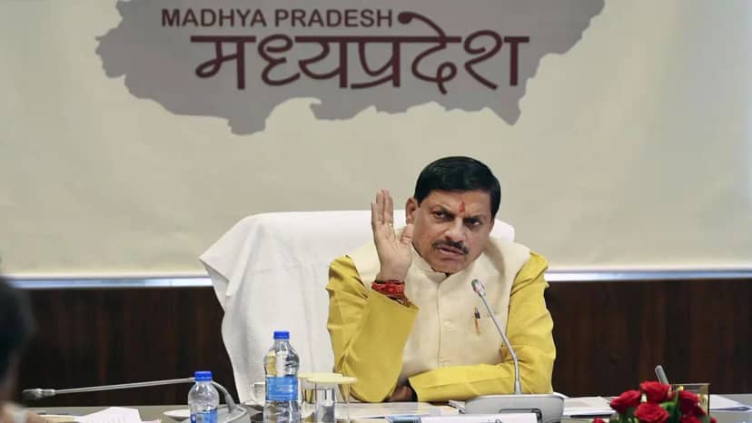 αñ╡αñ┐αñ£αñ¿ 2047: αñåαñ¼αñ╛αñªαÑÇ αñòαÑç αñåαñºαñ╛αñ░ αñ¬αñ░ αñ╣αÑïαñùαñ╛ αñÅαñ«αñ¬αÑÇ αñòαÑç αñ¿αñùαñ░αÑïαñé αñòαñ╛ αñ╕αÑüαñ¿αñ┐αñ»αÑïαñ£αñ┐αññ αñ╡αñ┐αñòαñ╛αñ╕, CM αñ«αÑïαñ╣αñ¿ αñ»αñ╛αñªαñ╡ αñ¿αÑç αñàαñºαñ┐αñòαñ╛αñ░αñ┐αñ»αÑïαñé αñòαÑï αñªαñ┐αñÅ αñ¿αñ┐αñ░αÑìαñªαÑçαñ╢