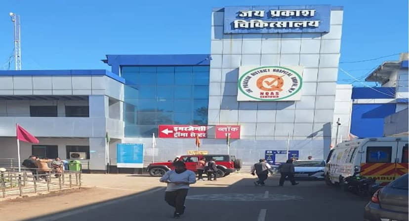 αñ£αÑçαñ¬αÑÇ αñàαñ╕αÑìαñ¬αññαñ╛αñ▓ αñ«αÑçαñé αñ¼αñíαñ╝αÑÇ αñ▓αñ╛αñ¬αñ░αñ╡αñ╛αñ╣αÑÇ: αñ╕αñ░αÑìαñ£αñ░αÑÇ αñ╕αÑç αñ¬αñ╣αñ▓αÑç OT αñòαÑÇ αñ¼αñ┐αñ£αñ▓αÑÇ αñùαÑüαñ▓, 8 αñ«αñ░αÑÇαñ£αÑïαñé αñòαÑÇ αñíαñ╛αñ»αñ▓αñ┐αñ╕αñ┐αñ╕ αñ░αÑüαñòαÑÇ