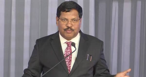 ΓÇÿαñëαñ╕ αñªαñ┐αñ¿ αñ£αÑï αñ╣αÑüαñå, αñ«αÑêαñé αñ╣αÑêαñ░αñ╛αñ¿ αñÑαñ╛...ΓÇÖ CJI αñùαñ╡αñê αñ¿αÑç αññαÑïαñíαñ╝αÑÇ αñÜαÑüαñ¬αÑìαñ¬αÑÇ, αñ¼αÑïαñ▓αÑç- αñàαñ¼ αñ╡αñ╣ αñàαñºαÑìαñ»αñ╛αñ» αñ¡αÑüαñ▓αñ╛ αñªαñ┐αñ»αñ╛
