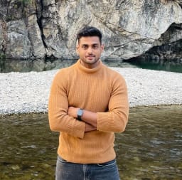 Sumit  Shrivastava