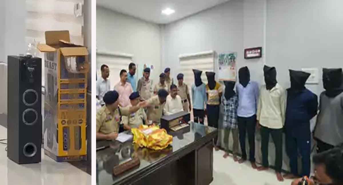 αñ¢αññαÑìαññαÑÇαñ╕αñùαñóαñ╝ αñ«αÑçαñé αñ╕αñ¿αñ╕αñ¿αÑÇαñûαÑçαñ£ αñ╕αñ╛αñ£αñ┐αñ╢, αñÅαñòαÑìαñ╕-αñùαñ░αÑìαñ▓αñ½αÑìαñ░αÑçαñéαñí αñòαÑç αñ¬αññαñ┐ αñòαÑï αñ«αñ╛αñ░αñ¿αÑç αñ╣αÑïαñ« αñÑαñ┐αñÅαñƒαñ░ αñ╕αÑìαñ¬αÑÇαñòαñ░ αñ«αÑçαñé αñ½αñ┐αñƒ αñòαñ┐αñ»αñ╛ αñ¼αñ«