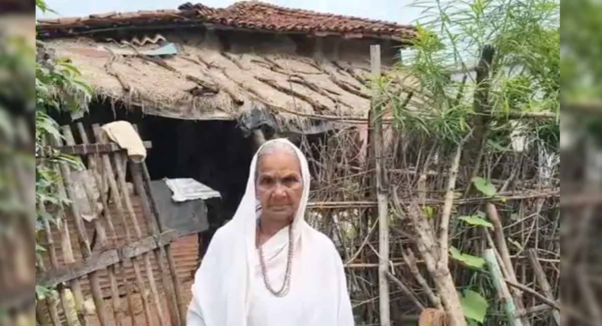 αñ¡αñ┐αñûαñ╛αñ░αÑÇ αñòαÑç αñÿαñ░ αñÜαÑïαñ░αÑÇ... αñ¥αÑïαñ¬αñíαñ╝αÑÇ αñ╕αÑç αñëαñíαñ╝αñ╛αñÅ 2.54 αñ▓αñ╛αñû, αñ¡αñ╛αñê αñòαÑç αñÿαñ░ αññαÑÇαñ£αñ╛ αñ«αñ¿αñ╛αñ¿αÑç αñùαñê αñÑαÑÇ αñ«αñ╣αñ┐αñ▓αñ╛