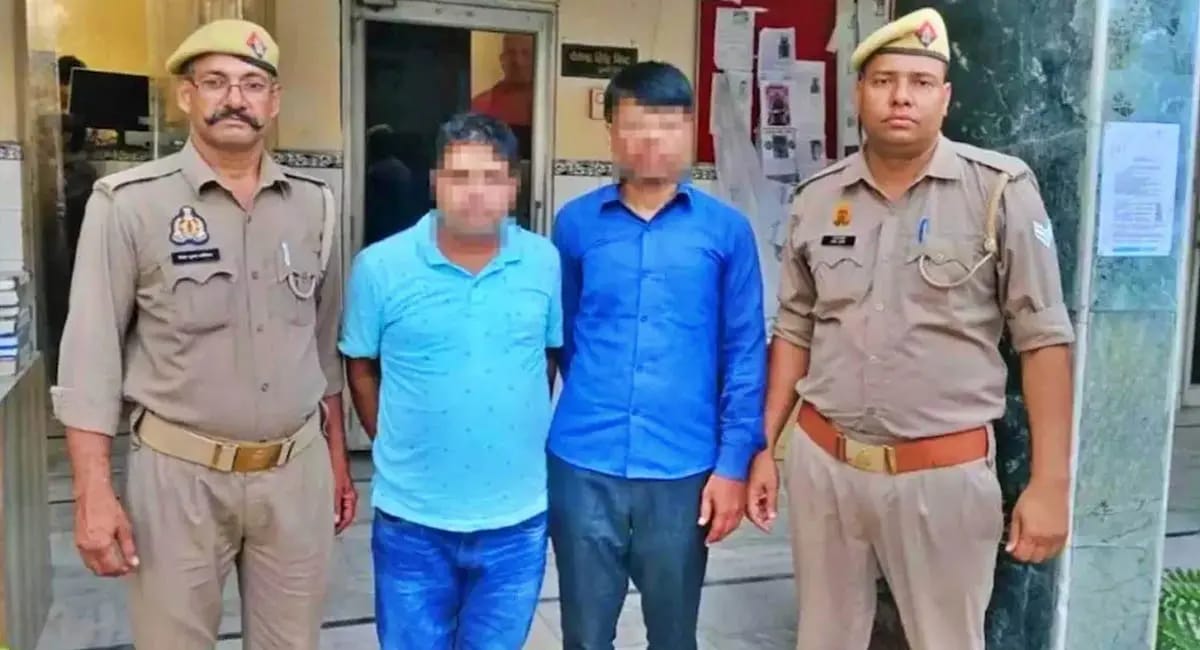 αñ╣αñ╛αñ¬αÑüαñíαñ╝ αñ«αÑçαñé αñ¼αÑÇαñ«αñ╛ αñòαÑìαñ▓αÑçαñ« αñòαÑç αñ▓αñ┐αñÅ αñ░αñÜαÑÇ αñûαÑîαñ½αñ¿αñ╛αñò αñ╕αñ╛αñ£αñ┐αñ╢... αñ«αñ╛αñé, αñ¬αññαÑìαñ¿αÑÇ αñöαñ░ αñ¬αñ┐αññαñ╛ αñ╕αñ«αÑçαññ αñ¬αÑéαñ░αÑç αñ¬αñ░αñ┐αñ╡αñ╛αñ░ αñòαÑï αñëαññαñ╛αñ░αñ╛ αñ«αÑîαññ αñòαÑç αñÿαñ╛αñƒ, αñ¬αÑüαñ▓αñ┐αñ╕ αñ¿αÑç αñ¼αÑçαñƒαÑç αñòαÑï αñªαÑïαñ╕αÑìαññ αñòαÑç αñ╕αñ╛αñÑ αñªαñ¼αÑïαñÜαñ╛