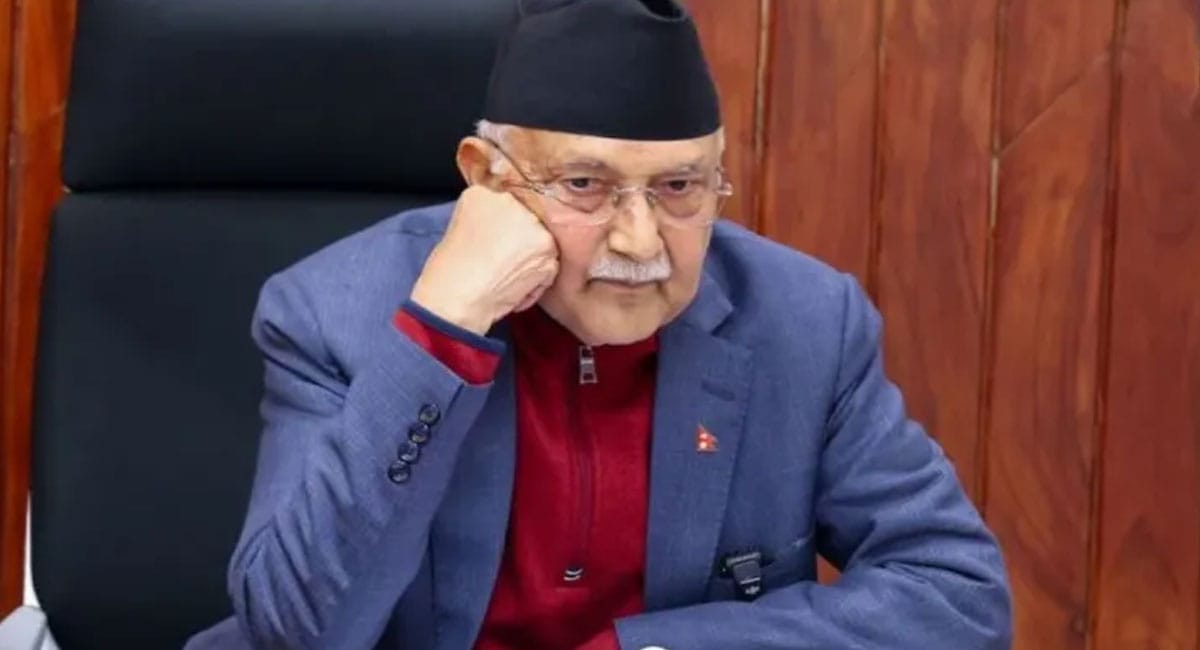 αñ¿αÑçαñ¬αñ╛αñ▓ αñ«αÑçαñé αñ╕αññαÑìαññαñ╛ αñ¼αñªαñ▓αñ╛αñ╡ αñòαÑç αñ¼αñ╛αñª αñ╣αñ▓αñÜαñ▓, αñ¬αÑéαñ░αÑìαñ╡ αñ¬αÑÇαñÅαñ« αñòαÑçαñ¬αÑÇ αñ╢αñ░αÑìαñ«αñ╛ αñôαñ▓αÑÇ αñ¬αñ░ FIR