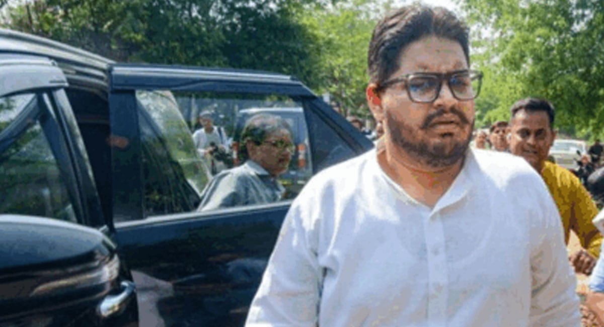 αñ«αÑüαñûαÑìαññαñ╛αñ░ αñàαñéαñ╕αñ╛αñ░αÑÇ αñòαñ╛ αñ¼αÑçαñƒαñ╛ αñëαñ«αñ░ αñ£αÑçαñ▓ αñ╕αÑç αñåαñÅαñùαñ╛ αñ¼αñ╛αñ╣αñ░, αñ½αñ░αÑìαñ£αÑÇ αñ╣αñ╕αÑìαññαñ╛αñòαÑìαñ╖αñ░ αñ«αñ╛αñ«αñ▓αÑç αñ«αÑçαñé HC αñ╕αÑç αñ«αñ┐αñ▓αÑÇ αñ£αñ«αñ╛αñ¿αññ
