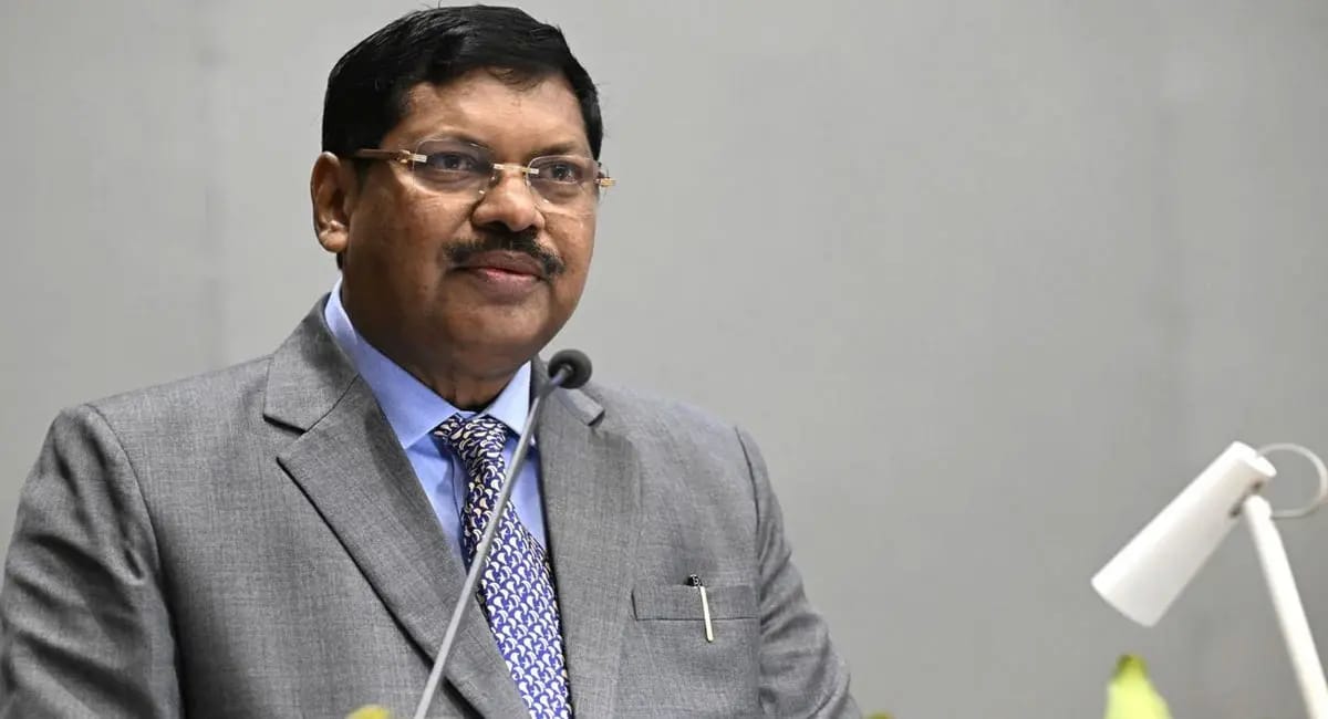 ΓÇÿαñ¡αñ╛αñ░αññ αñòαñ╛αñ¿αÑéαñ¿ αñ╕αÑç αñÜαñ▓αññαñ╛ αñ╣αÑê, αñ¼αÑüαñ▓αñíαÑïαñ£αñ░ αñ╕αÑç αñ¿αñ╣αÑÇαñéΓÇÖ, CJI αñùαñ╡αñê αñòαñ╛ αñ¼αñíαñ╝αñ╛ αñ¼αñ»αñ╛αñ¿