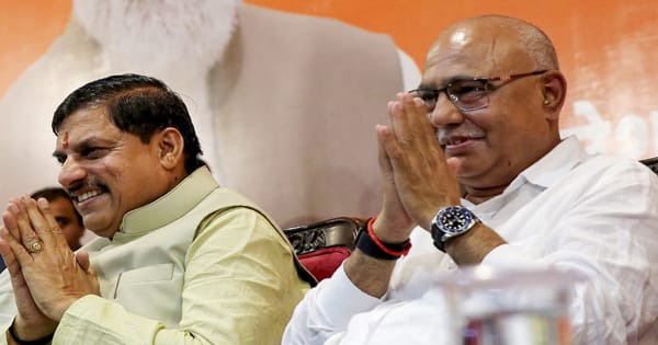 αñ¬αÑìαñ░αñªαÑçαñ╢ αñ«αÑçαñé αñ¼αñíαñ╝αÑç αñ╕αñ┐αñ»αñ╛αñ╕αÑÇ αñòαñª αñ╡αñ╛αñ▓αÑç αñ¿αÑçαññαñ╛αñôαñé αñòαÑï 'αñÅαñíαñ£αñ╕αÑìαñƒ' αñòαñ░αñ¿αÑç αñòαÑï αñ▓αÑçαñòαñ░ αñ¡αñ╛αñ£αñ¬αñ╛ αñ╕αñéαñùαñáαñ¿ αñòαÑç αñ╕αñ╛αñ«αñ¿αÑç αñ¬αÑêαñªαñ╛ αñ╣αÑüαñå αñºαñ░αÑìαñ«αñ╕αñéαñòαñƒ