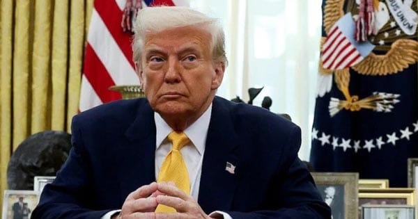 αñ¡αñ╛αñ░αññ αñ¬αñ░ αñàαñ«αÑçαñ░αñ┐αñòαñ╛ αñòαñ╛ αñªαÑéαñ╕αñ░αñ╛ αñƒαÑêαñ░αñ┐αñ½ αñ¼αñ«, αñƒαÑìαñ░αñéαñ¬ αñ¿αÑç αñ▓αñùαñ╛αñ»αñ╛ αñàαññαñ┐αñ░αñ┐αñòαÑìαññ 25% αñƒαÑêαñòαÑìαñ╕, αñ¼αñóαñ╝αñ╛αñòαñ░ 50% αñ╣αÑüαñå αñ╢αÑüαñ▓αÑìαñò