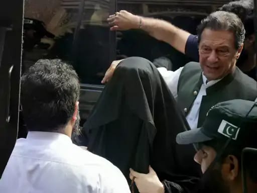 αñ£αÑçαñ▓ αñ«αÑçαñé αñàαñéαñºαÑç αñ╣αÑï αñ╕αñòαññαÑç αñ╣αÑêαñé αñçαñ«αñ░αñ╛αñ¿ αñûαñ╛αñ¿:PTI αñ¼αÑïαñ▓αÑÇ- αñ¬αÑéαñ░αÑìαñ╡ PM αñòαÑï αññαÑüαñ░αñéαññ αñçαñ▓αñ╛αñ£ αñòαÑÇ αñ£αñ░αÑéαñ░αññ, αñªαÑçαñ░ αñ╣αÑüαñê αññαÑï αñ░αÑïαñ╢αñ¿αÑÇ αñûαÑï αñªαÑçαñéαñùαÑç
