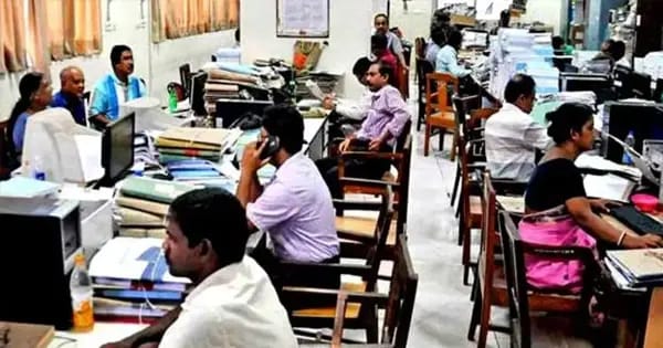 केंद्र सरकार ने दशहरा-दिवाली से पहले केंद्रीय कर्मचारियों को दिया 30 दिन के बोनस का तोहफा